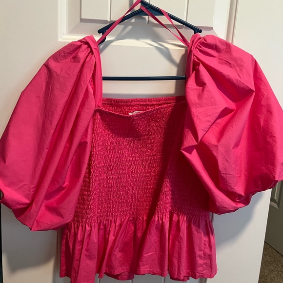 pink women’s top - Picture 2 of 3